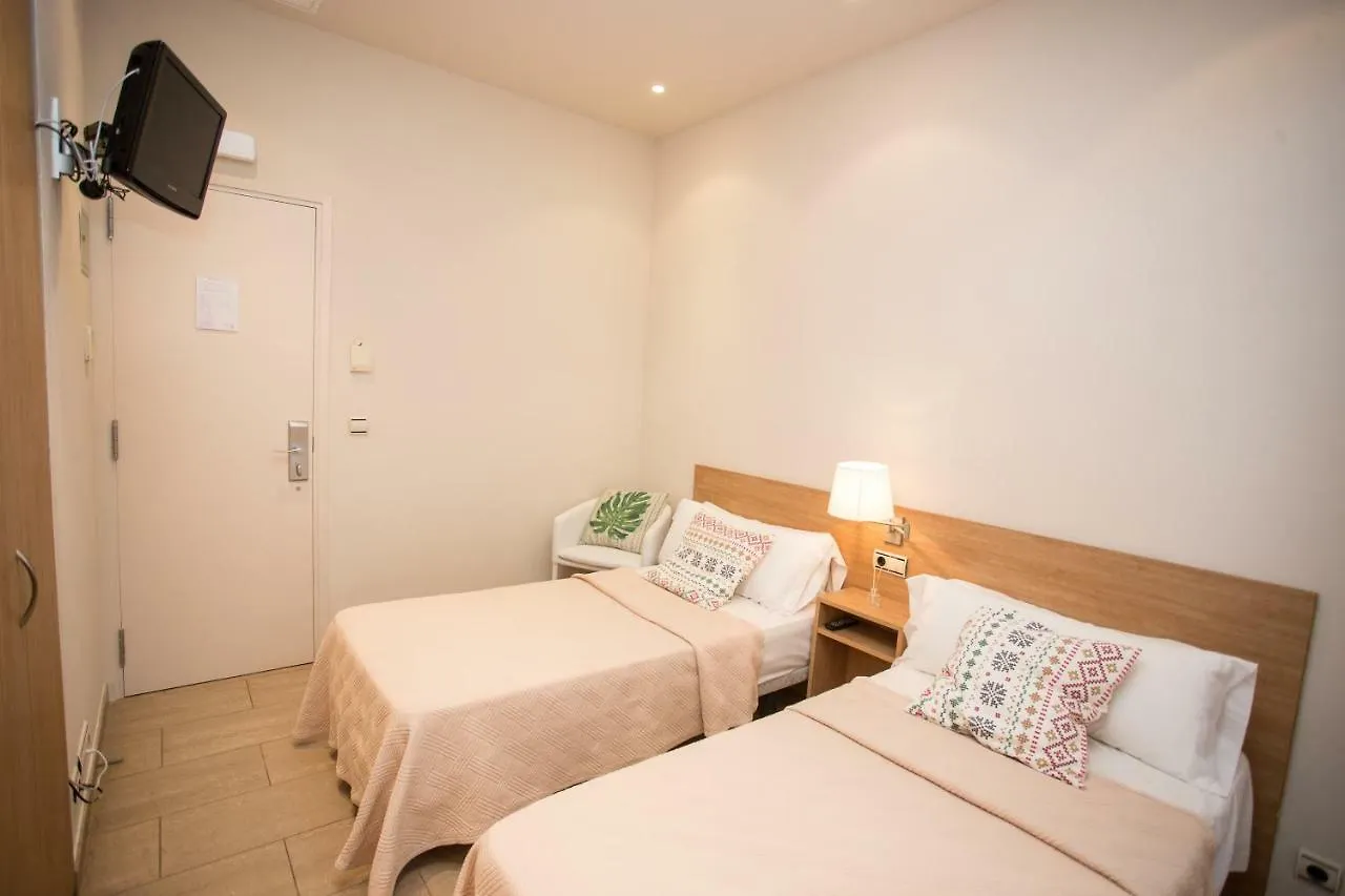 Hotel Kalima 칼데스 데스트락